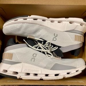 On Cloudnova white/sand womens size 9.5